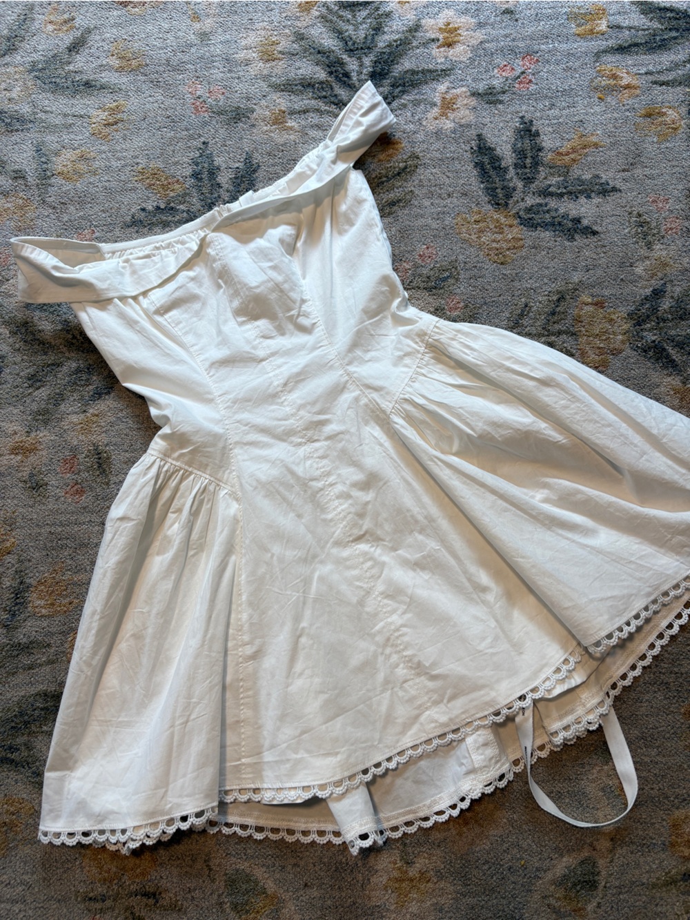 Lucy in the Sky off shoulder White cottagecore Dress Small NWT